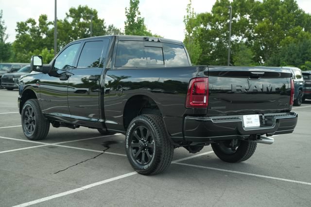 New 2026 RAM 2500 Big Horn AWD/4WD image 5
