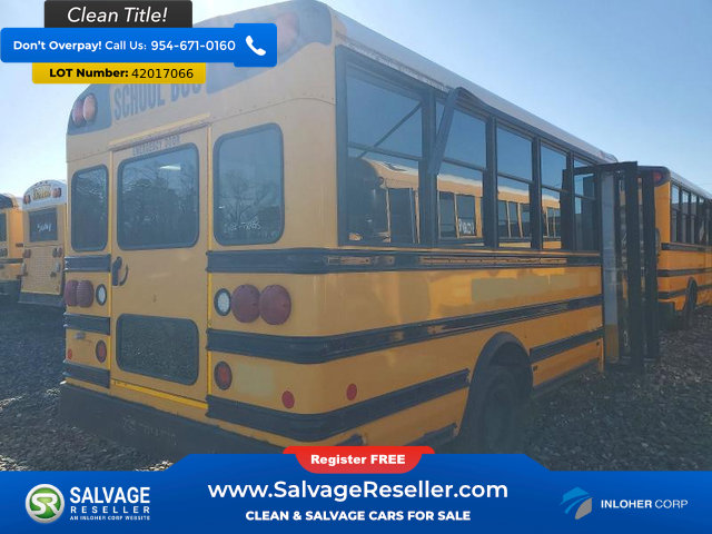 Used 2015 Chevrolet Express 4500 w/ School Bus Package RWD image 5