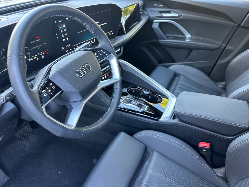 Certified 2025 Audi Q5 Premium Plus w/ Premium Plus AWD/4WD image 11