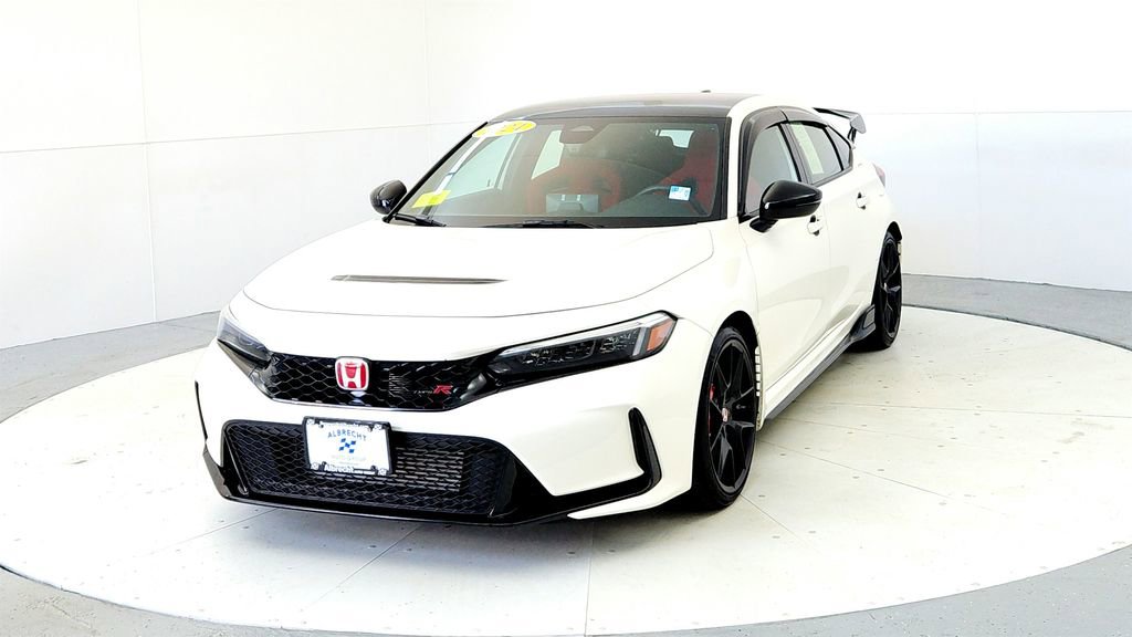 Used 2024 Honda Civic Type R image 2