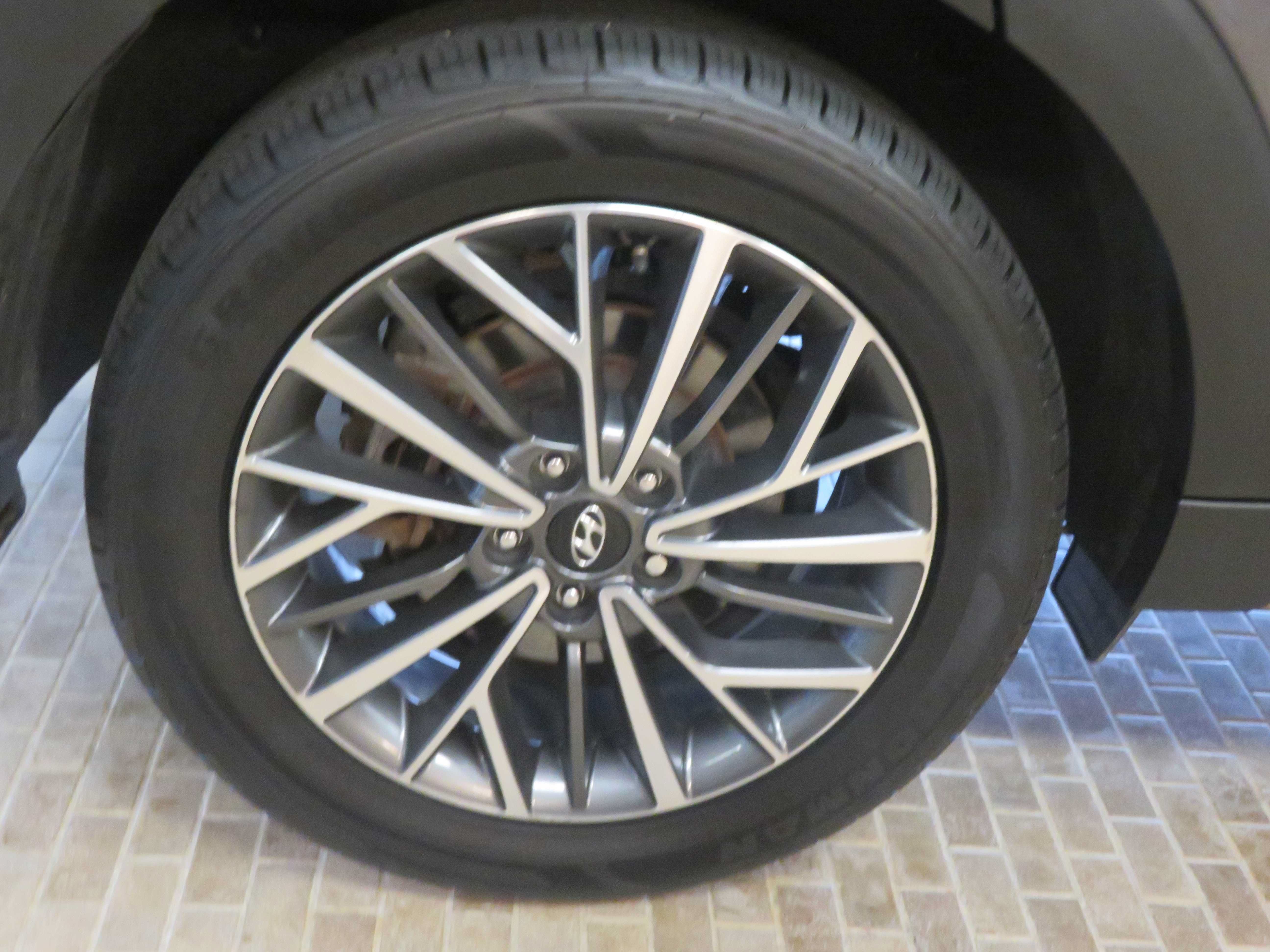 Used 2020 Hyundai Tucson SEL w/ Cargo Package FWD image 9