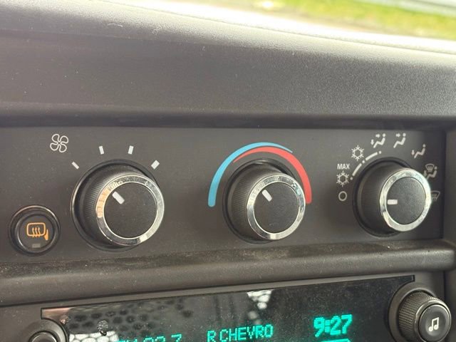 Used 2024 Chevrolet Express 2500 w/ Driver Convenience Package image 18