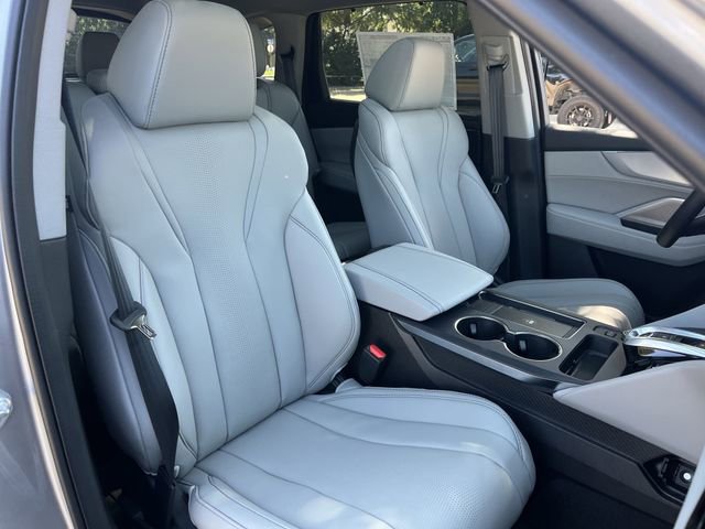 Certified 2026 Acura MDX w/ Technology Package FWD image 30