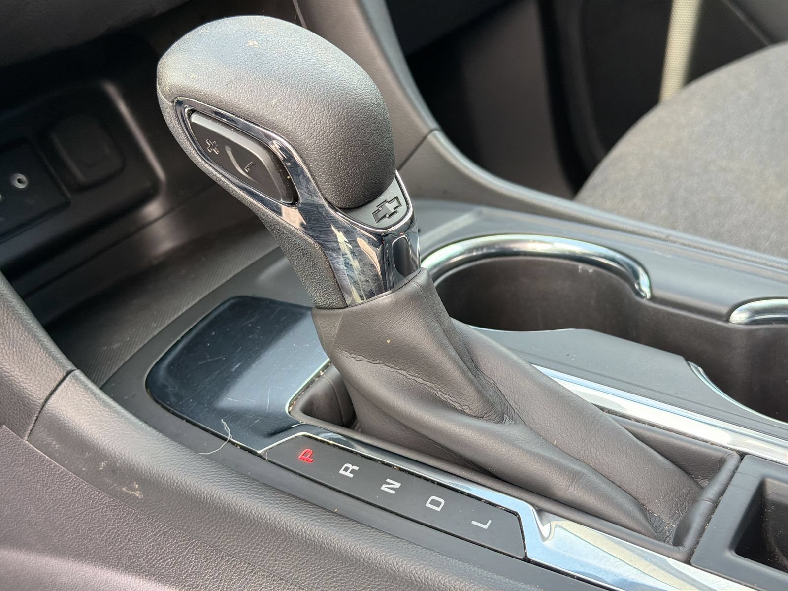 Used 2023 Chevrolet Equinox LT FWD image 36