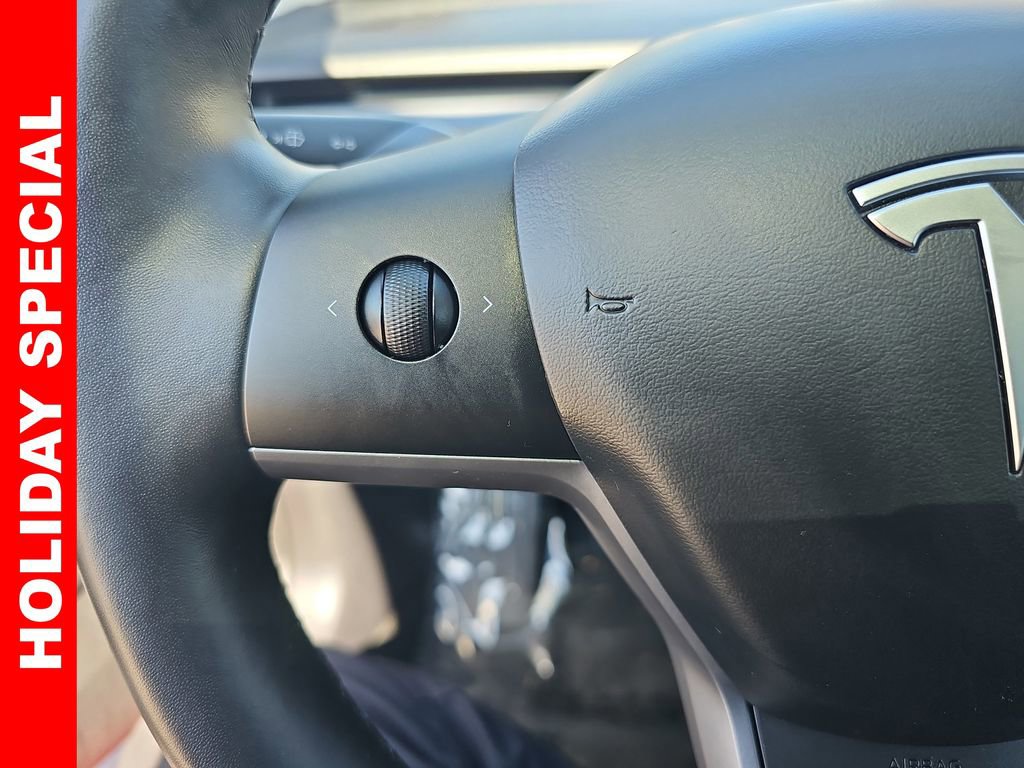 Used 2018 Tesla Model 3 Long Range image 16