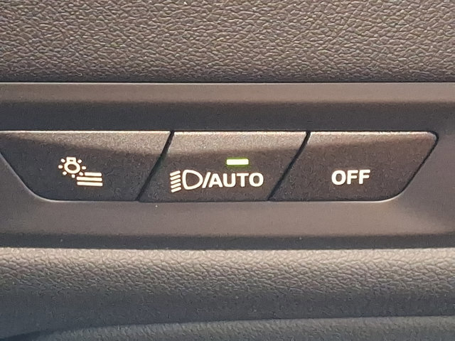 Certified 2025 BMW X5 xDrive50e image 24