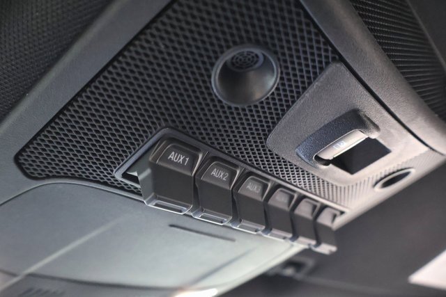 Used 2019 Ford F150 Raptor w/ Equipment Group 802A Luxury image 28