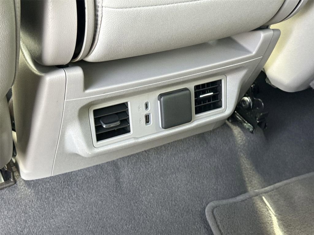 Used 2026 GMC Sierra 1500 SLT image 20