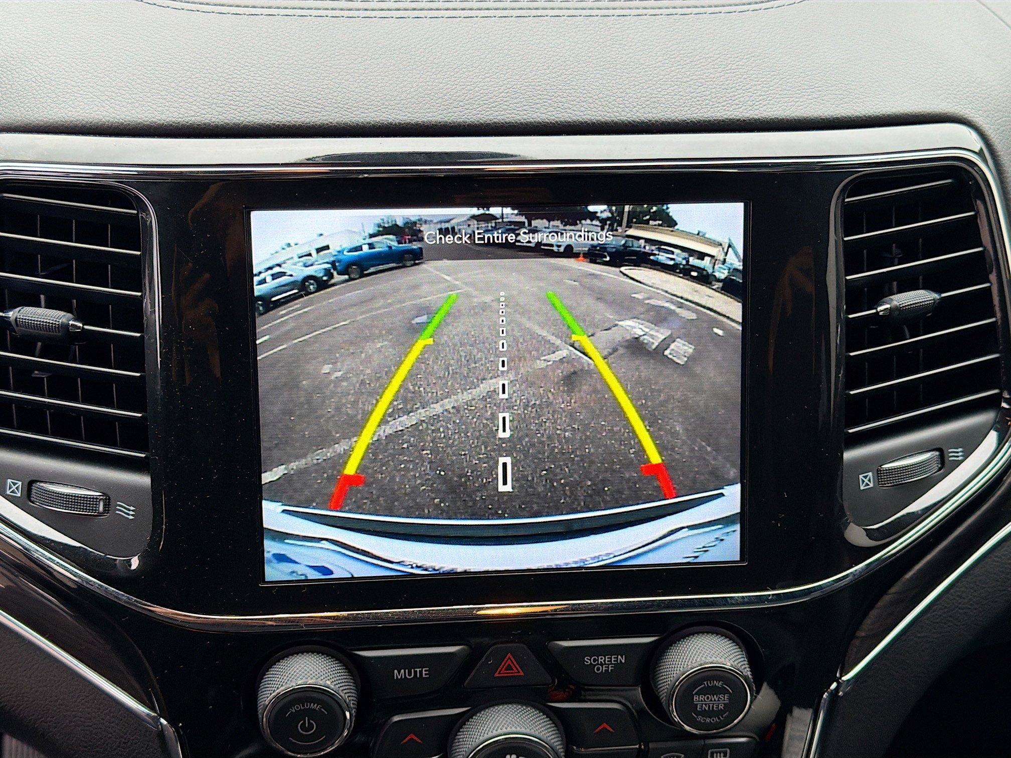 Used 2020 Jeep Grand Cherokee Overland image 31