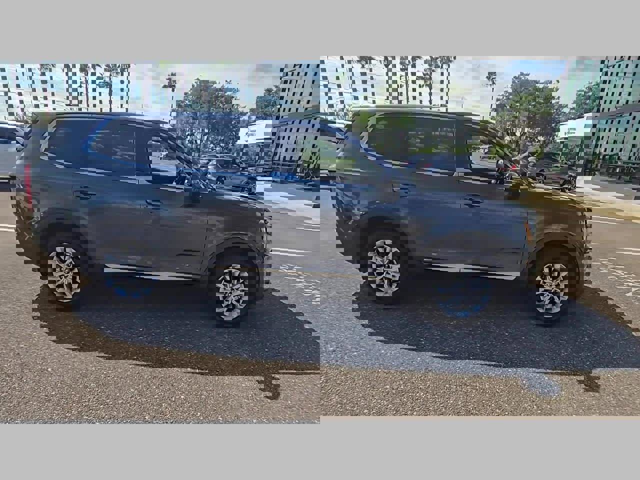 Used 2021 Kia Telluride LX image 33