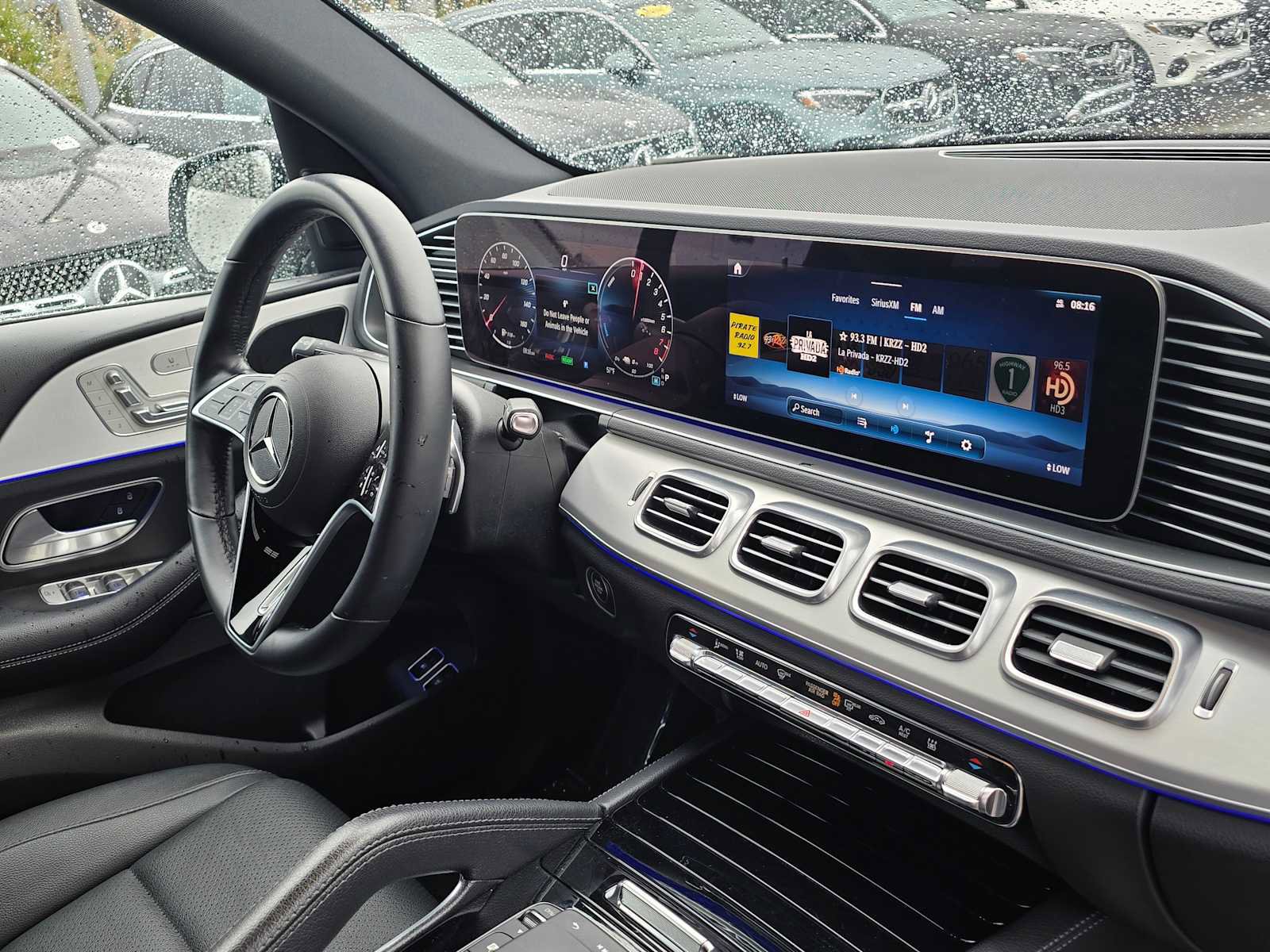 Used 2024 Mercedes-Benz GLE 450e 4MATIC image 10