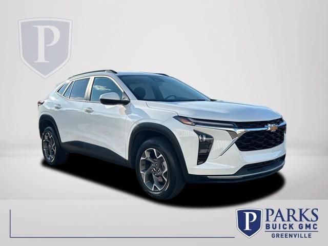 Used 2025 Chevrolet Trax LT w/ Driver Confidence Package FWD image 1
