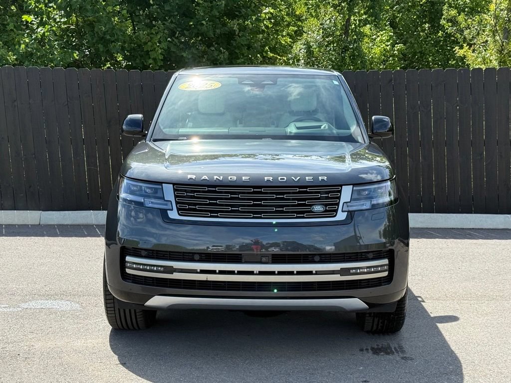Certified 2025 Land Rover Range Rover Long Wheelbase SE AWD/4WD image 9