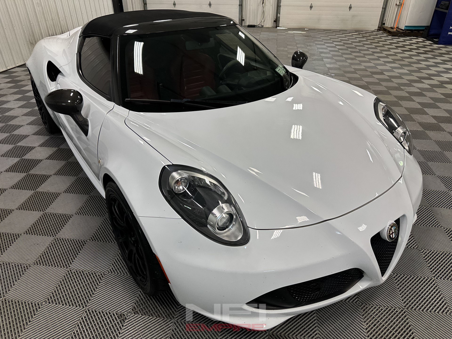 Used 2016 Alfa Romeo 4C Spider w/ Spider Track Package 3 RWD image 10