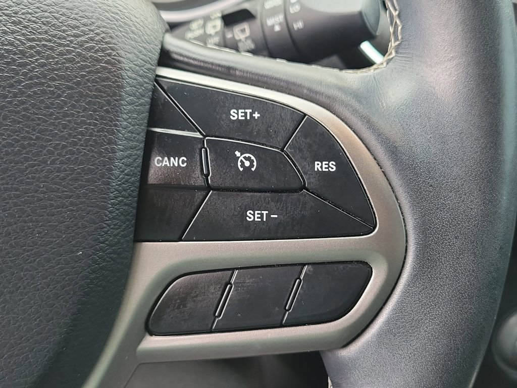 Used 2021 Jeep Cherokee Latitude Lux 80th Anniv w/ Quick Order Package 26U 80TH AWD/4WD image 22