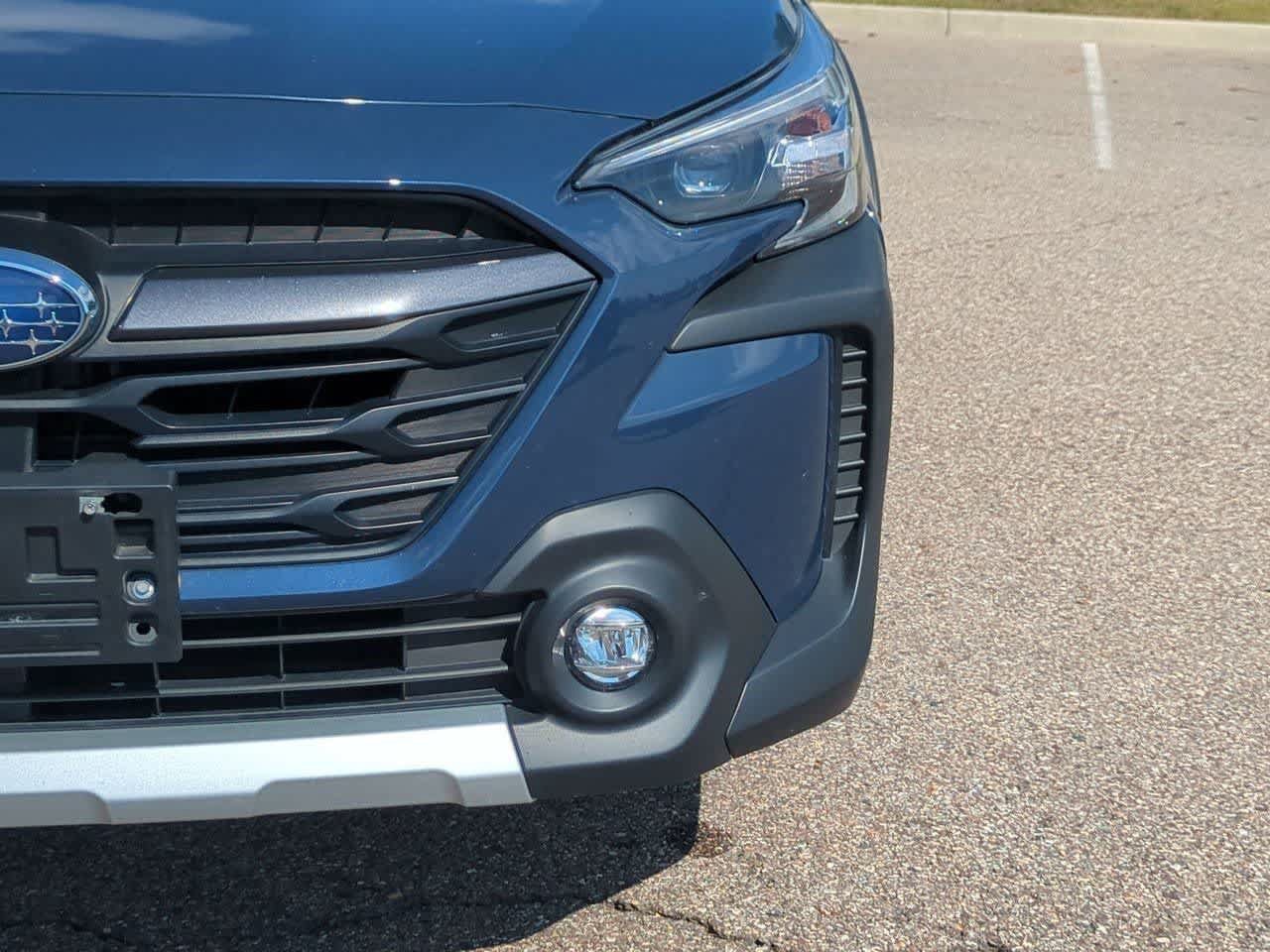 Certified 2024 Subaru Outback Limited AWD/4WD image 10
