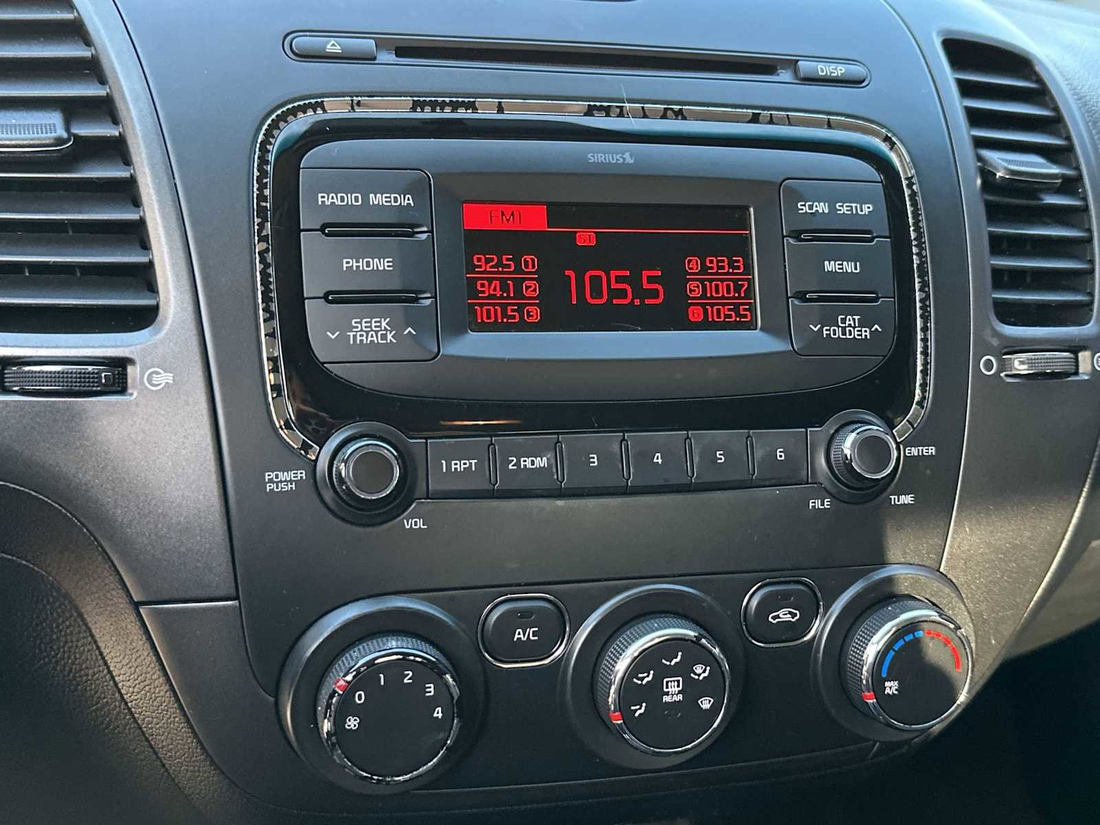 Used 2018 Kia Forte LX image 22