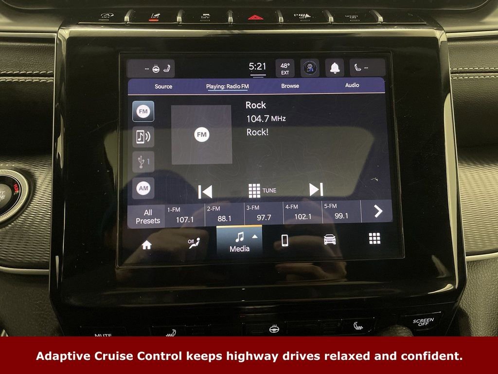 Used 2023 Jeep Grand Cherokee Laredo image 7