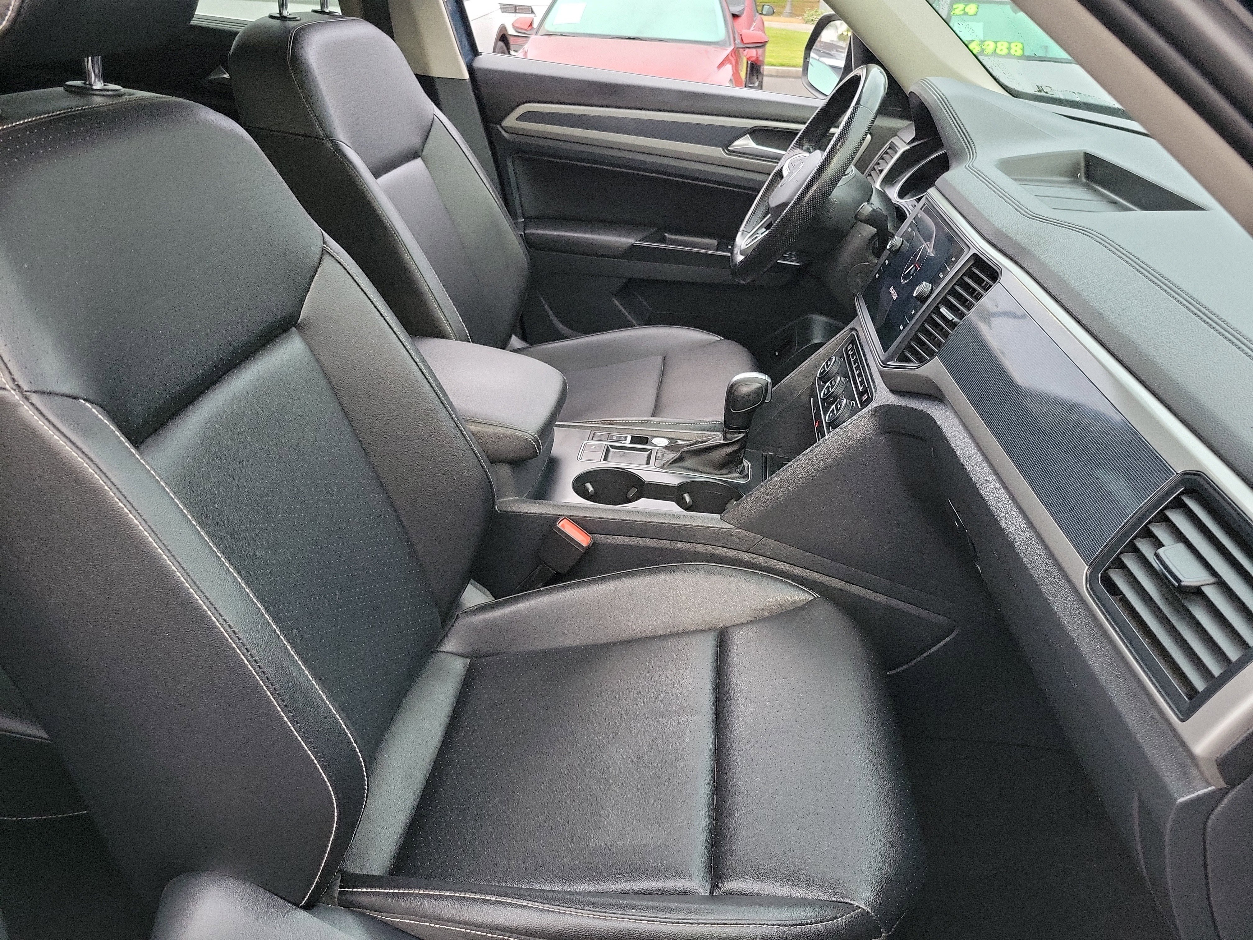 Used 2021 Volkswagen Atlas SE FWD image 23