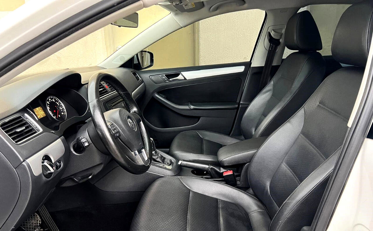 Used 2013 Volkswagen Jetta SE image 14