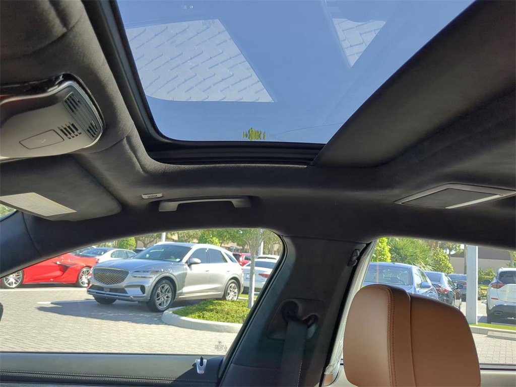 Used 2021 BMW 750i xDrive w/ Luxury Rear Seating Package image 22