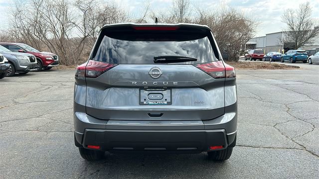 New 2026 Nissan Rogue SV image 5
