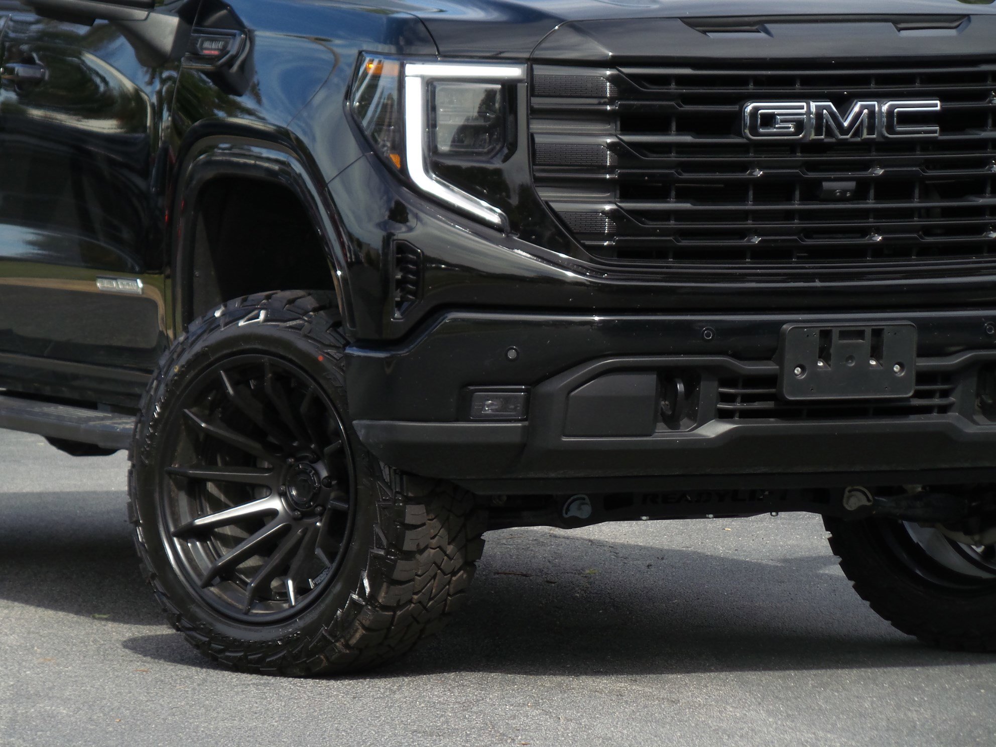 Used 2025 GMC Sierra 1500 Elevation w/ Elevation Premium Package image 23
