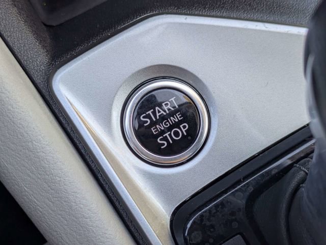 Used 2025 Nissan Altima 2.5 SV image 30