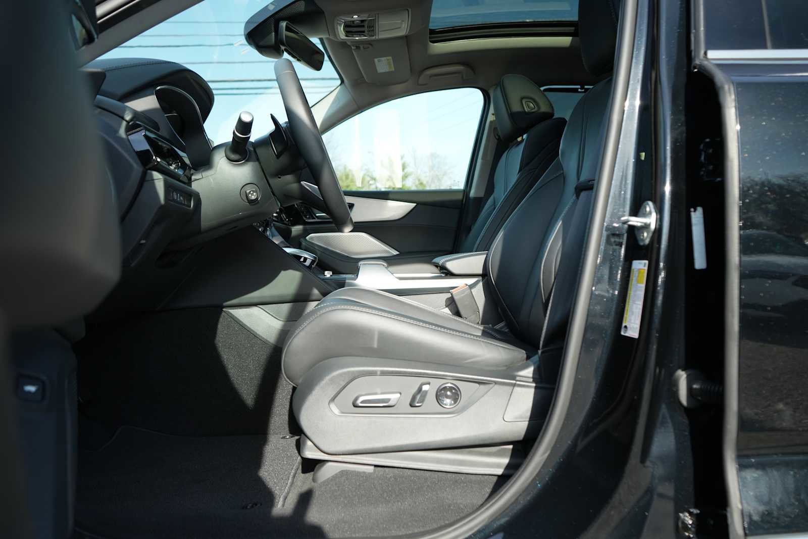 Certified 2023 Acura MDX SH-AWD w/ Technology Package image 29