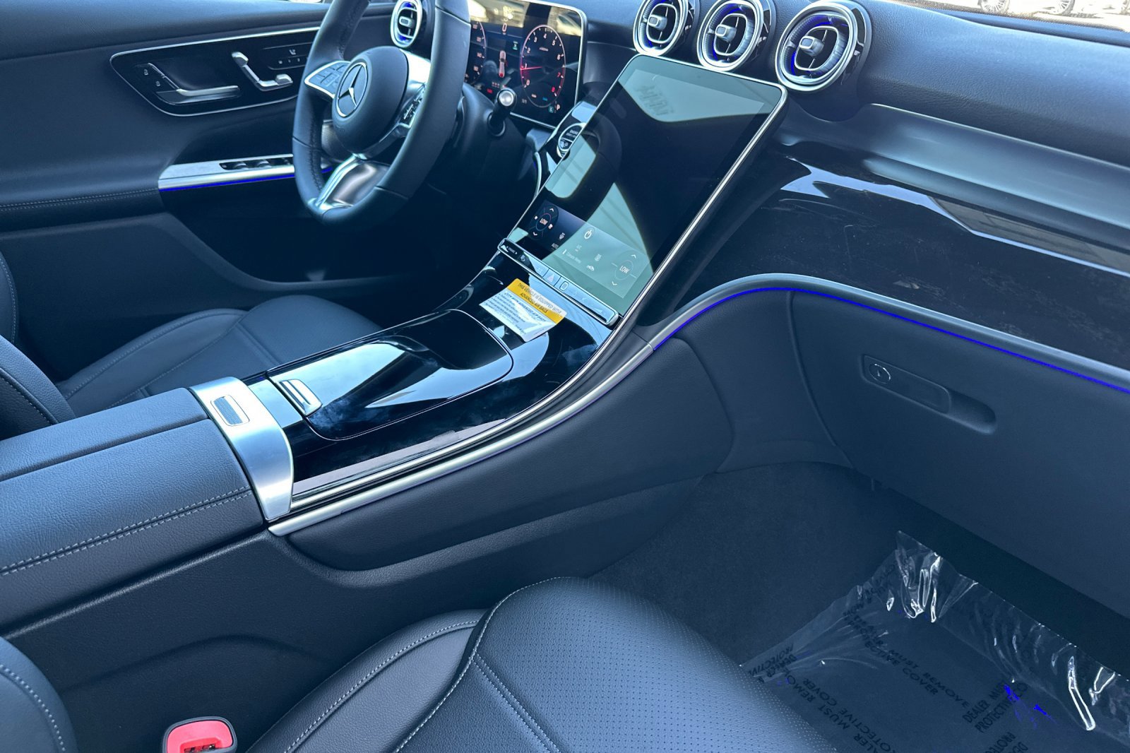 New 2026 Mercedes-Benz GLC 300 4MATIC image 16