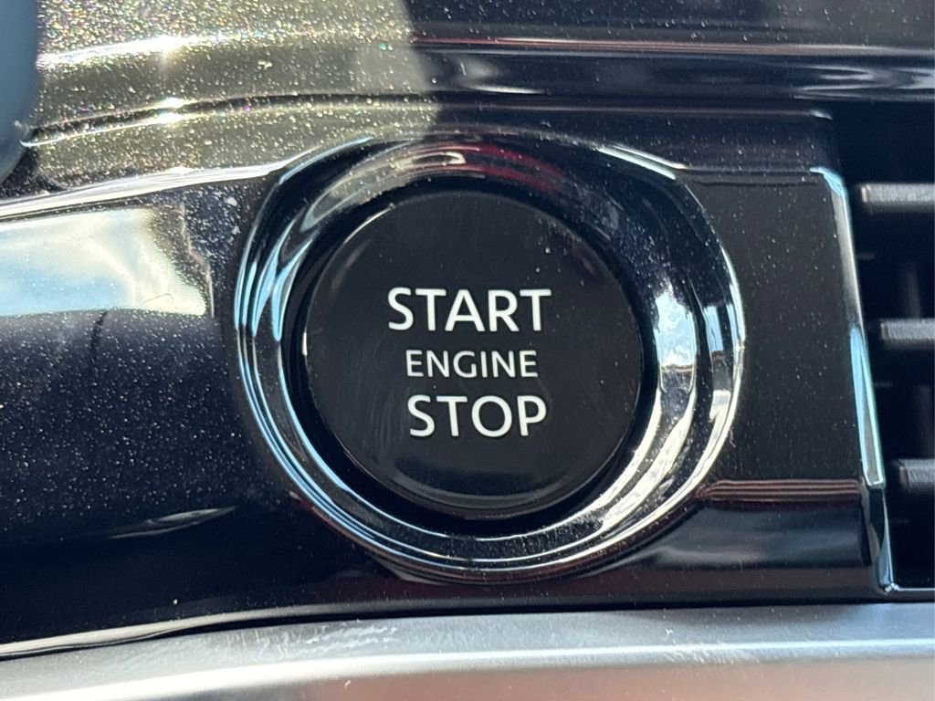 New 2025 Nissan Pathfinder SL image 29