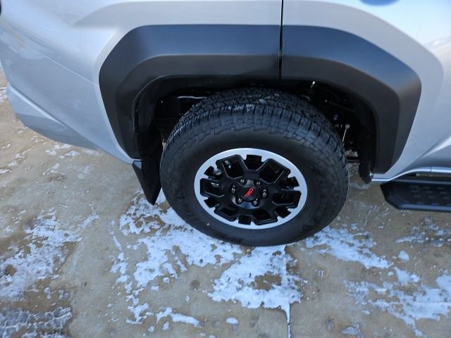 Used 2025 Toyota 4Runner TRD Off-Road Premium image 10