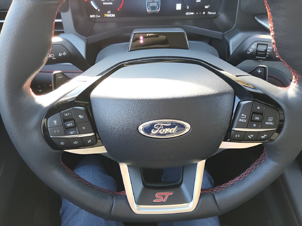Used 2025 Ford Explorer ST w/ Sun And Sound Package AWD/4WD image 18