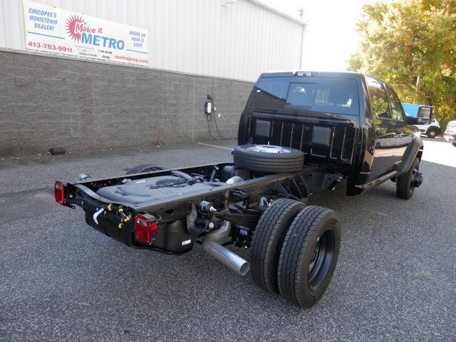 New 2027 RAM 5500 Tradesman AWD/4WD image 8