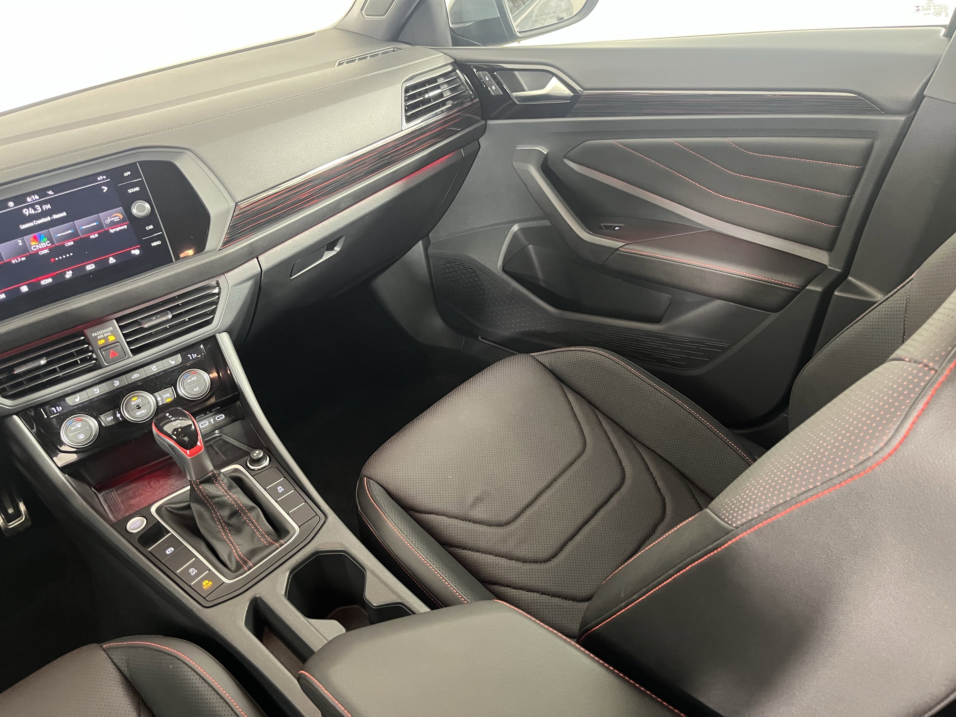 Used 2023 Volkswagen Jetta GLI Autobahn image 11