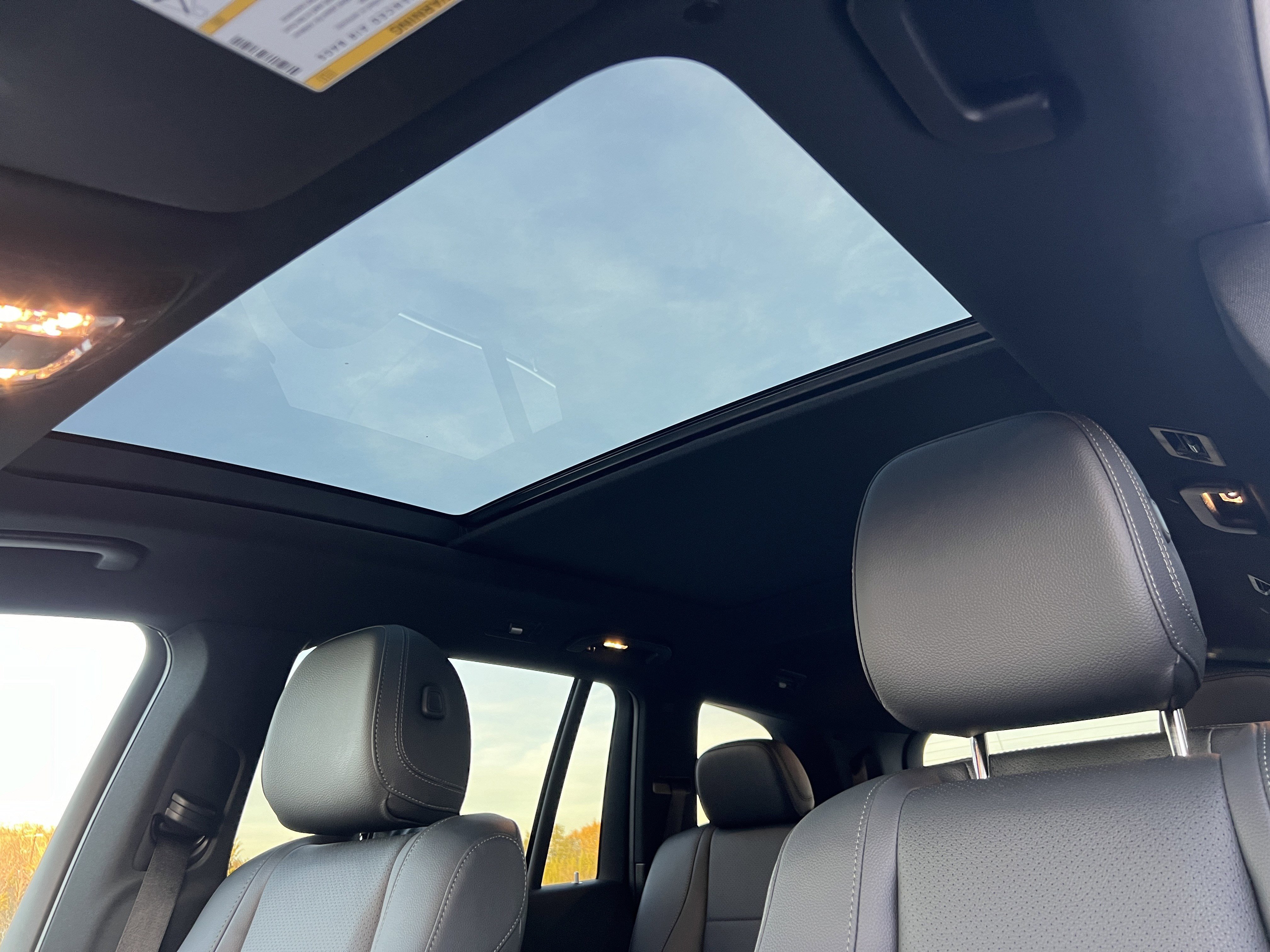 Used 2022 Mercedes-Benz GLS 450 4MATIC image 25