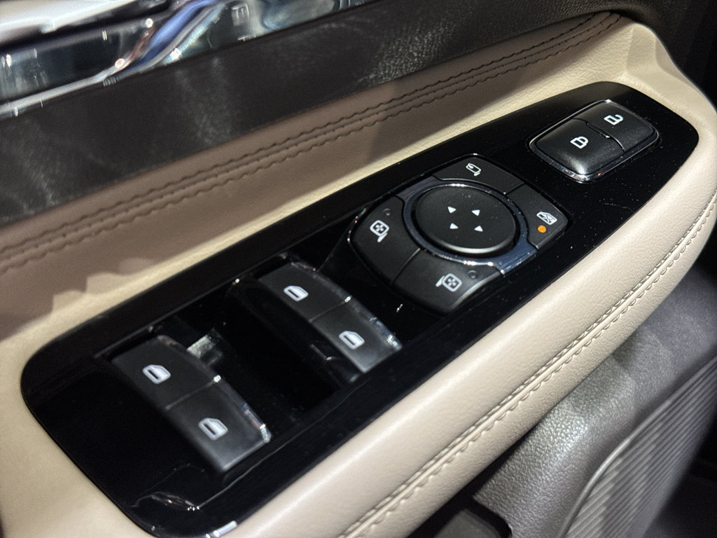 Used 2022 Lincoln Corsair Reserve w/ Equipment Group 201A image 34