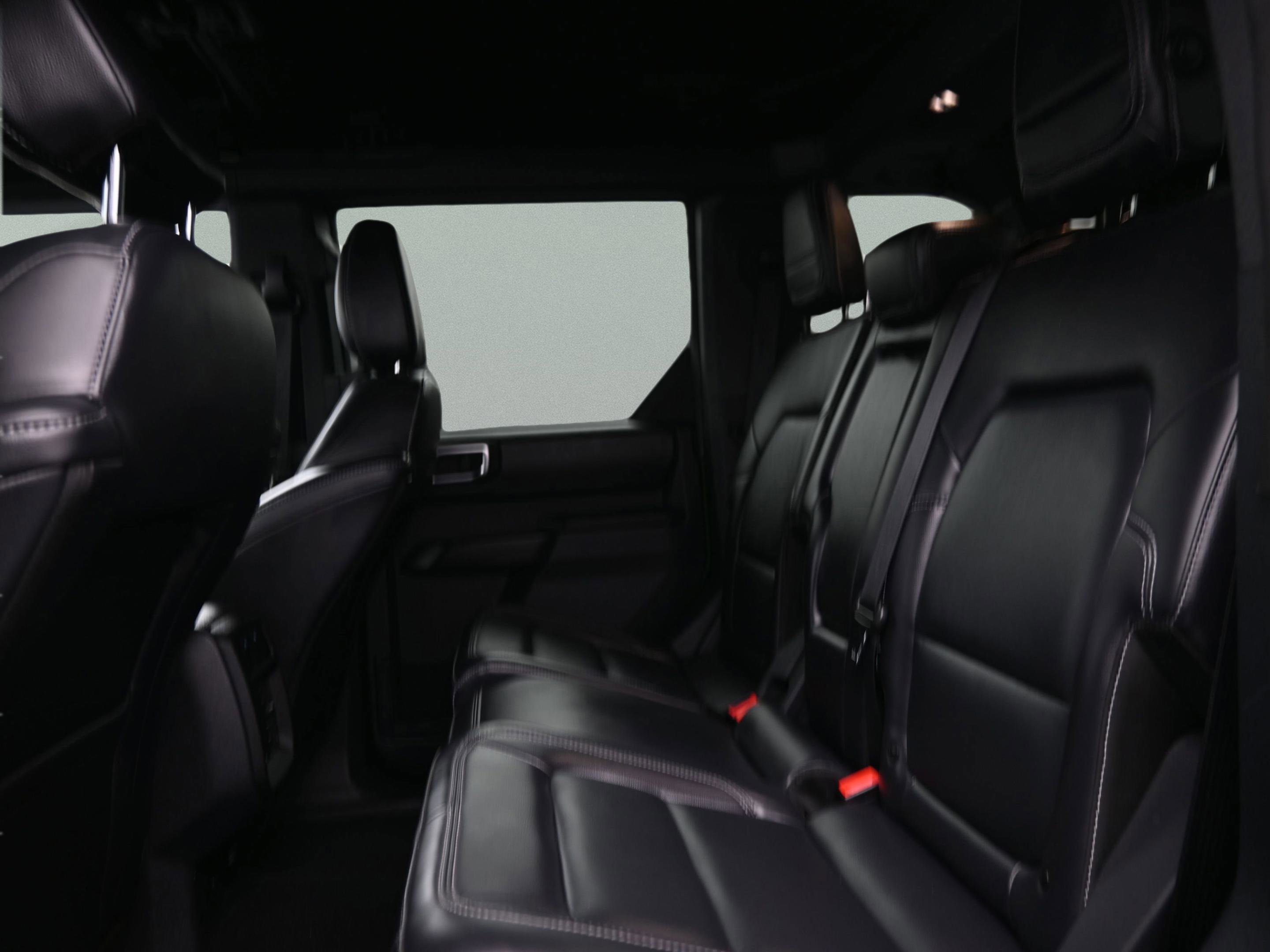 Used 2025 Ford Bronco Outer Banks image 40