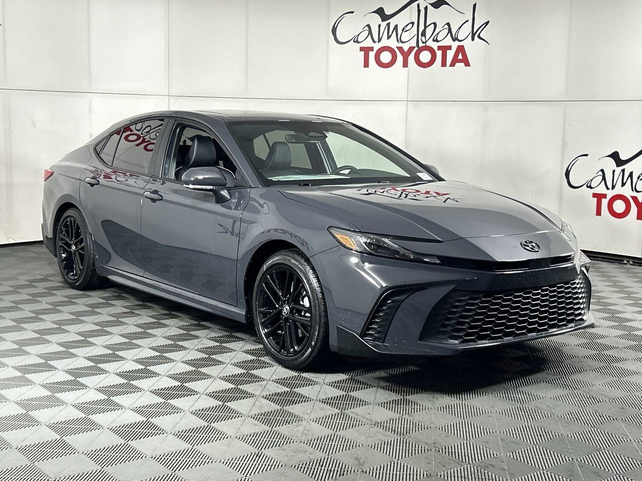New 2026 Toyota Camry SE FWD image 3