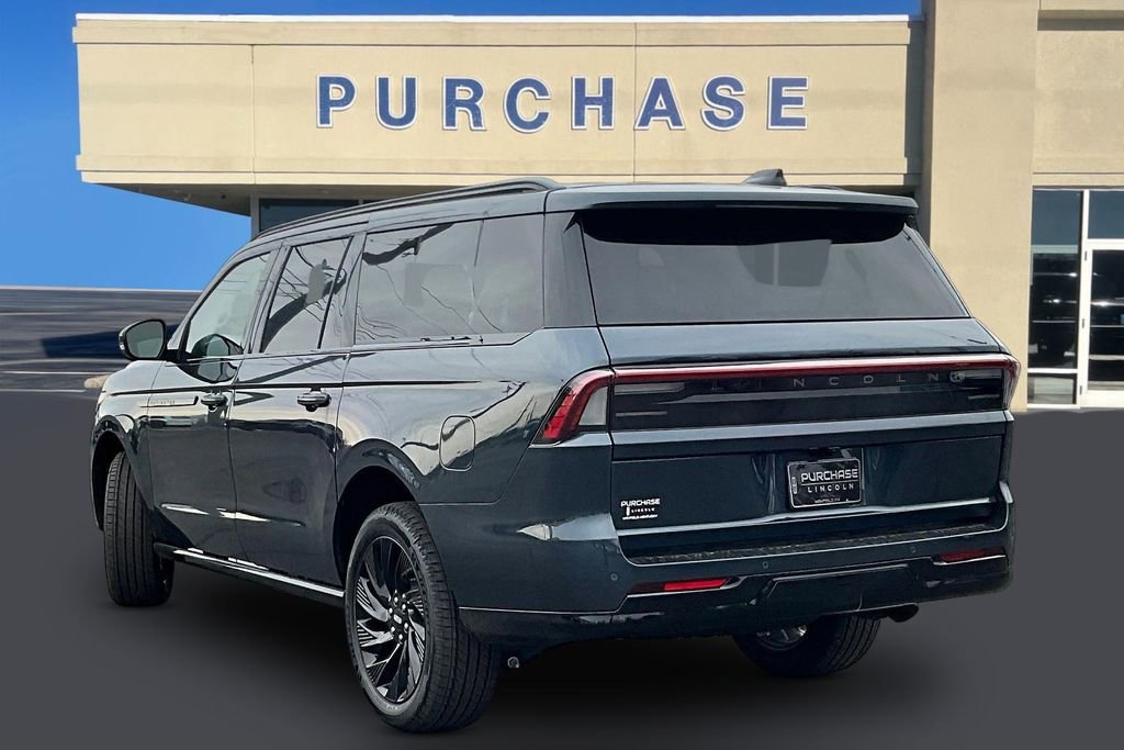 New 2026 Lincoln Navigator L Reserve w/ Jet Appearance Package image 3