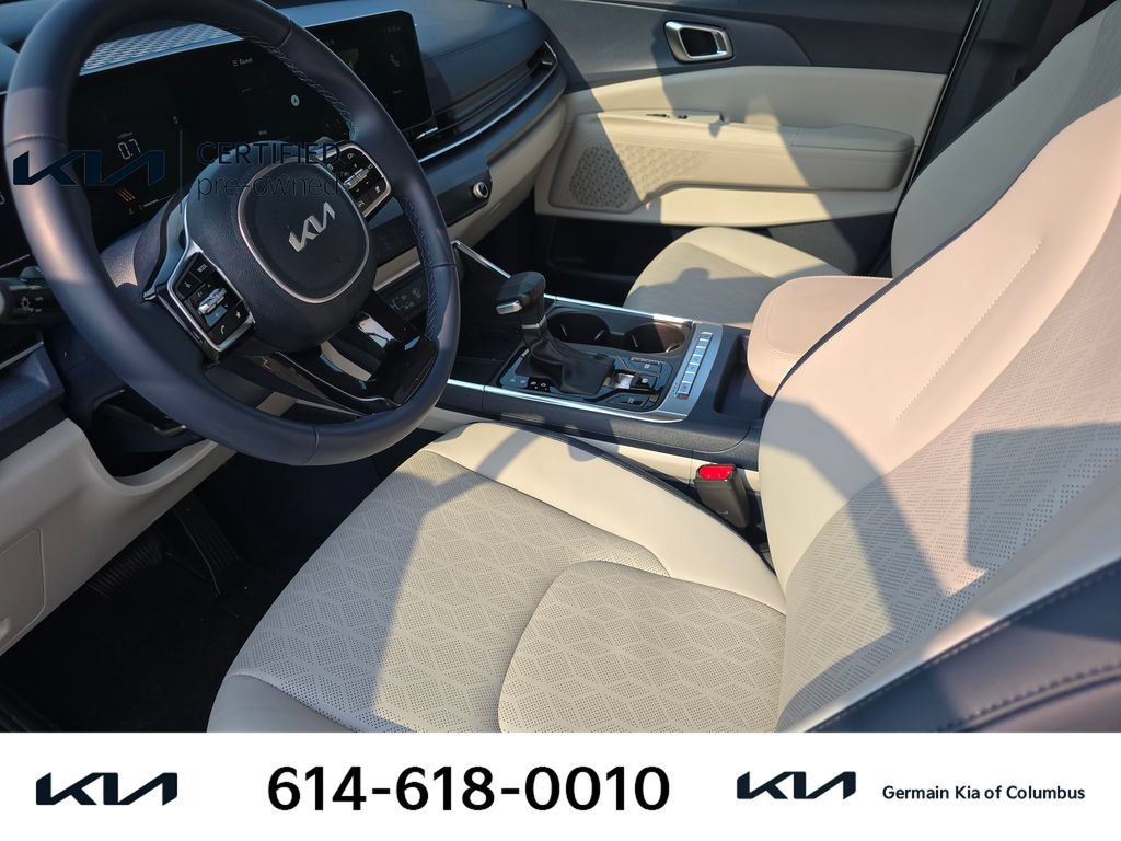 Certified 2026 Kia Carnival EX FWD image 17