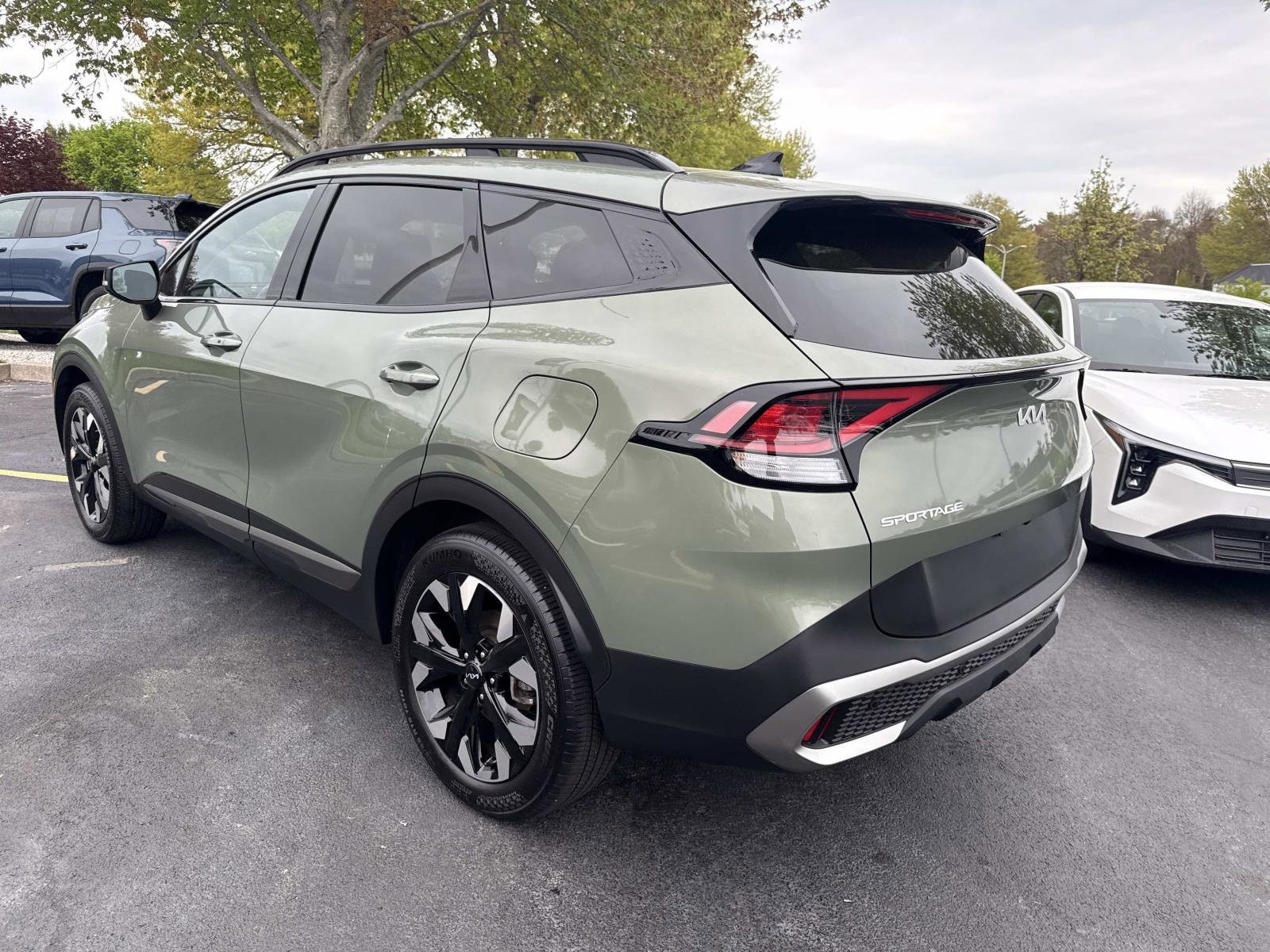 Used 2023 Kia Sportage X-Line w/ X-Line Premium Package AWD/4WD image 3