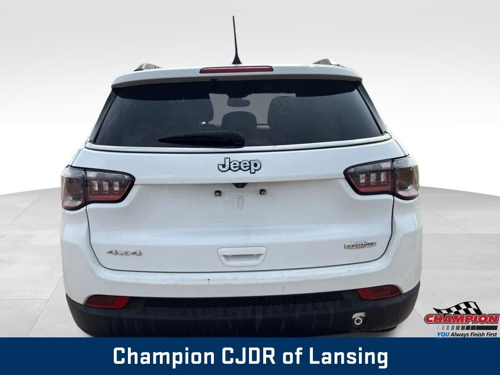 Used 2024 Jeep Compass Latitude AWD/4WD image 7