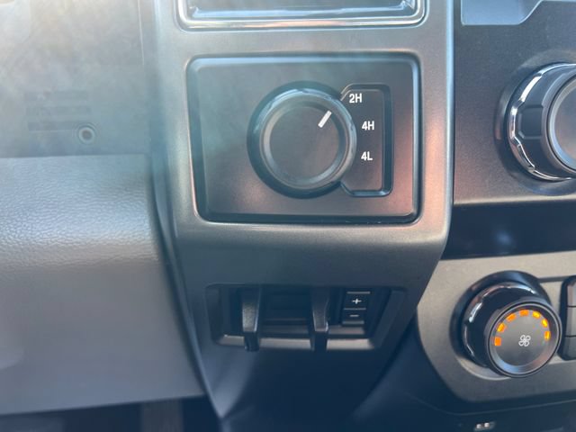 Used 2020 Ford F250 XLT w/ XLT Premium Package AWD/4WD image 28