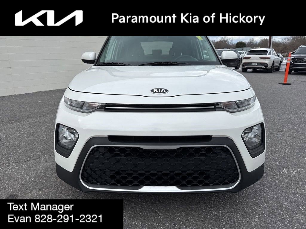 Used 2021 Kia Soul LX image 2