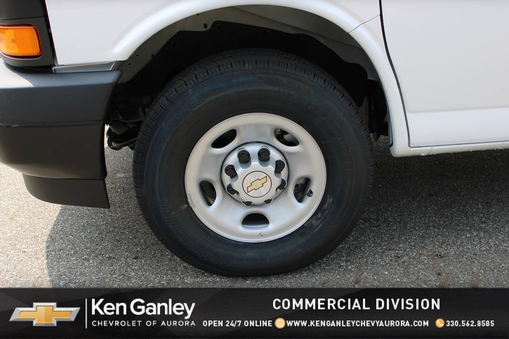 New 2026 Chevrolet Express 3500 Extended w/ Driver Convenience Package RWD image 19
