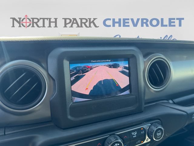 Used 2022 Jeep Wrangler Unlimited Sport AWD/4WD image 16