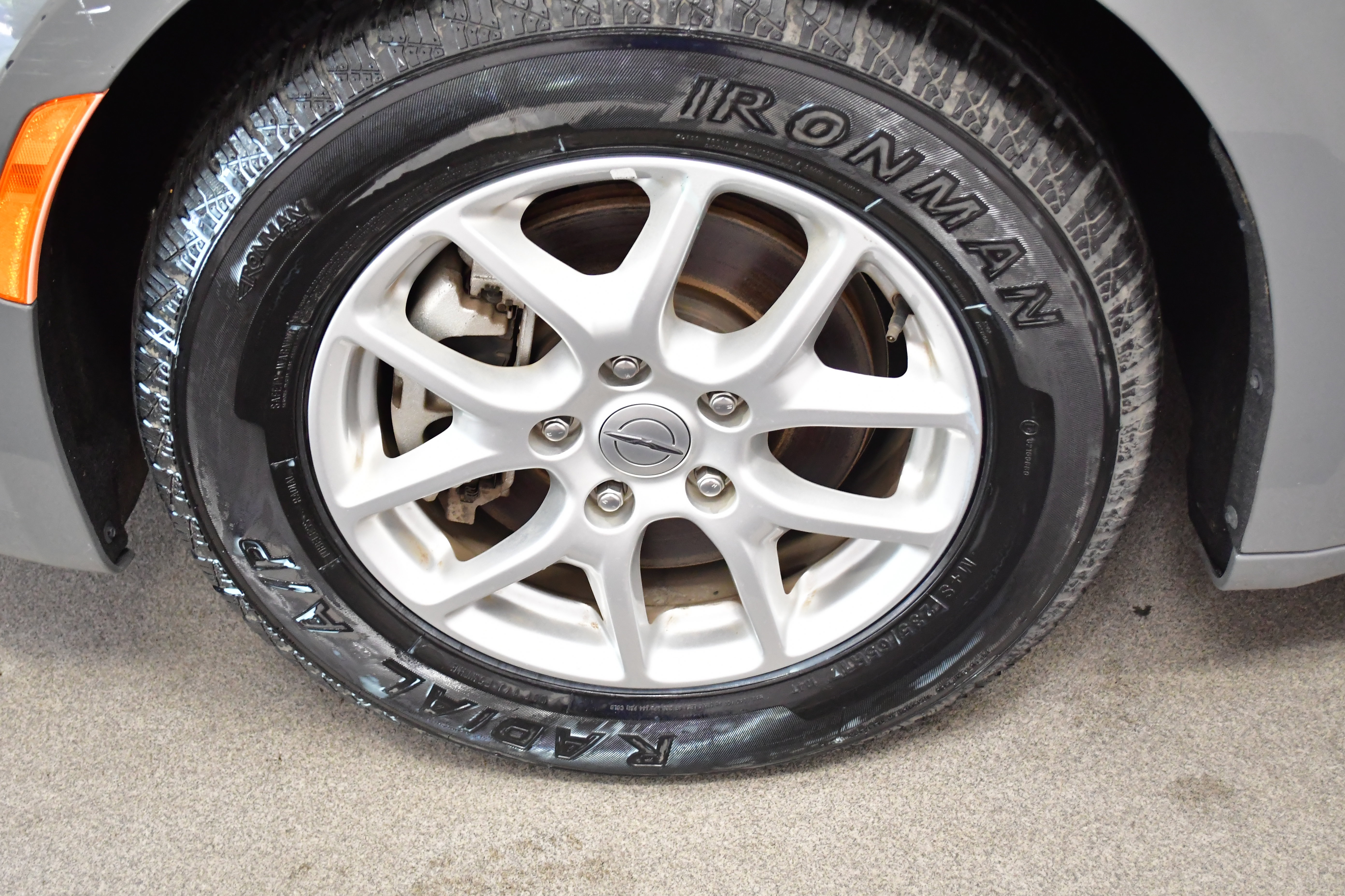 Used 2023 Chrysler Pacifica Touring-L FWD image 38
