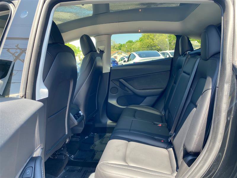 Used 2023 Tesla Model Y Long Range AWD/4WD image 14