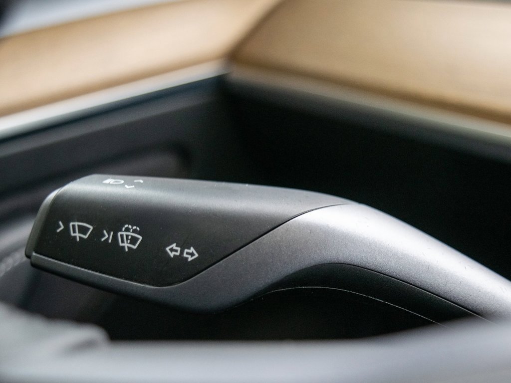 Used 2021 Tesla Model 3 Long Range image 18